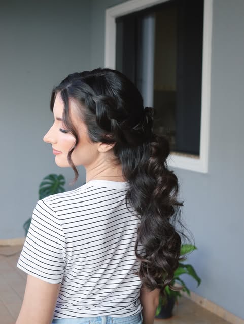 Penteado para casamento Pará de Minas — semipreso com ondas