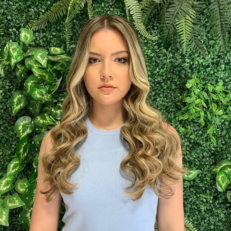 Mechas loiras em Pará de Minas — antes e depois RC Beauty Studio