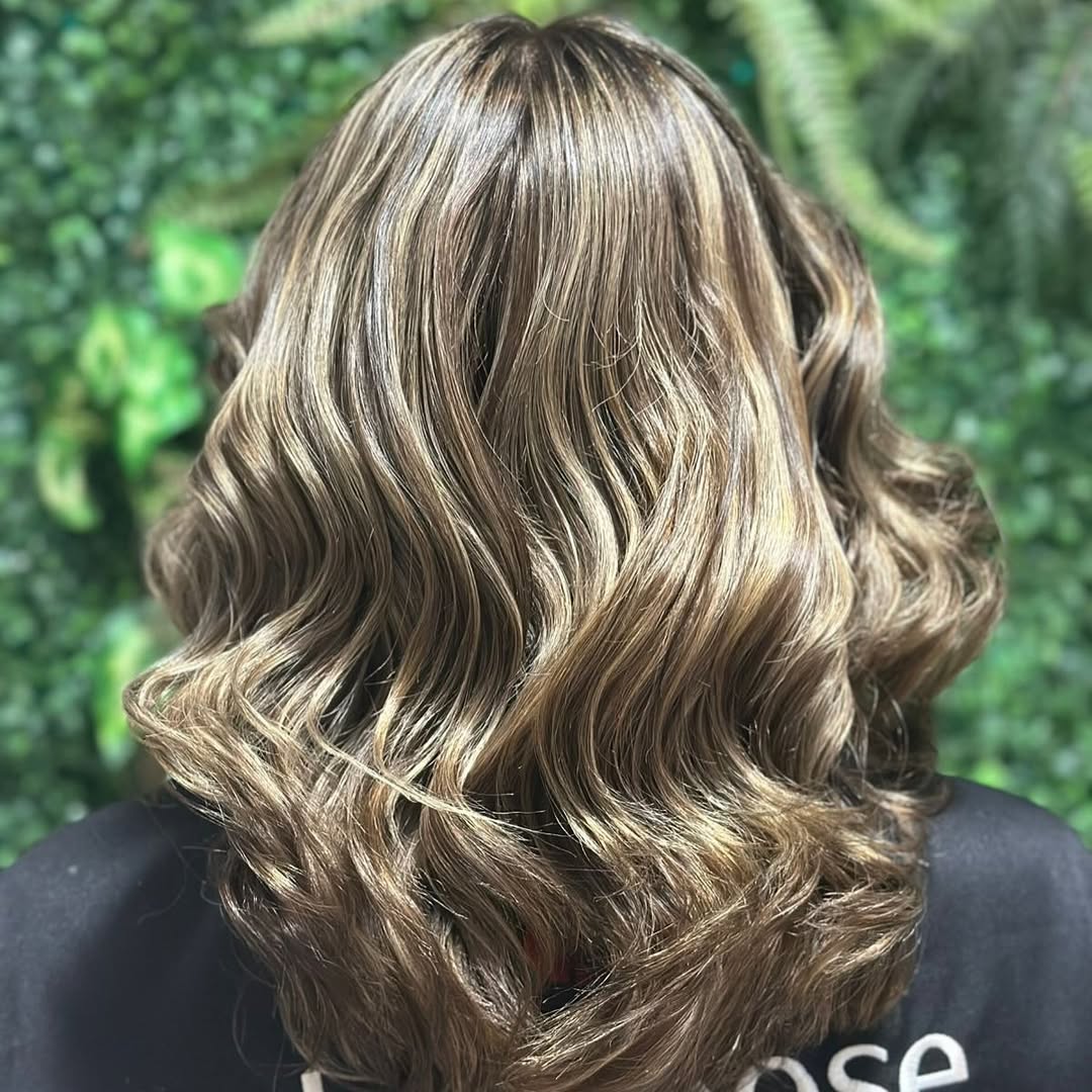 Morena iluminada em Pará de Minas — antes e depois RC Beauty Studio